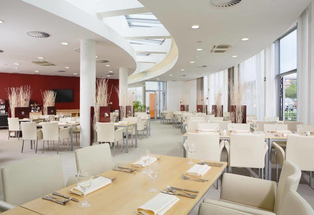 אוטרוקויס Orea Hotel Atrium מראה חיצוני תמונה