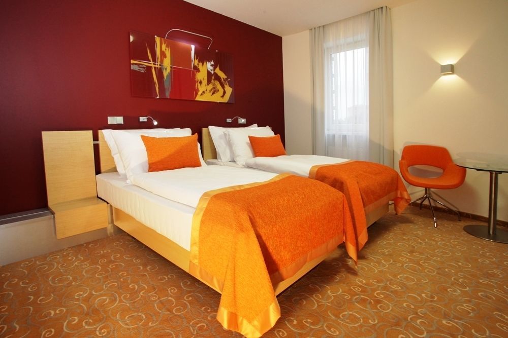 אוטרוקויס Orea Hotel Atrium מראה חיצוני תמונה